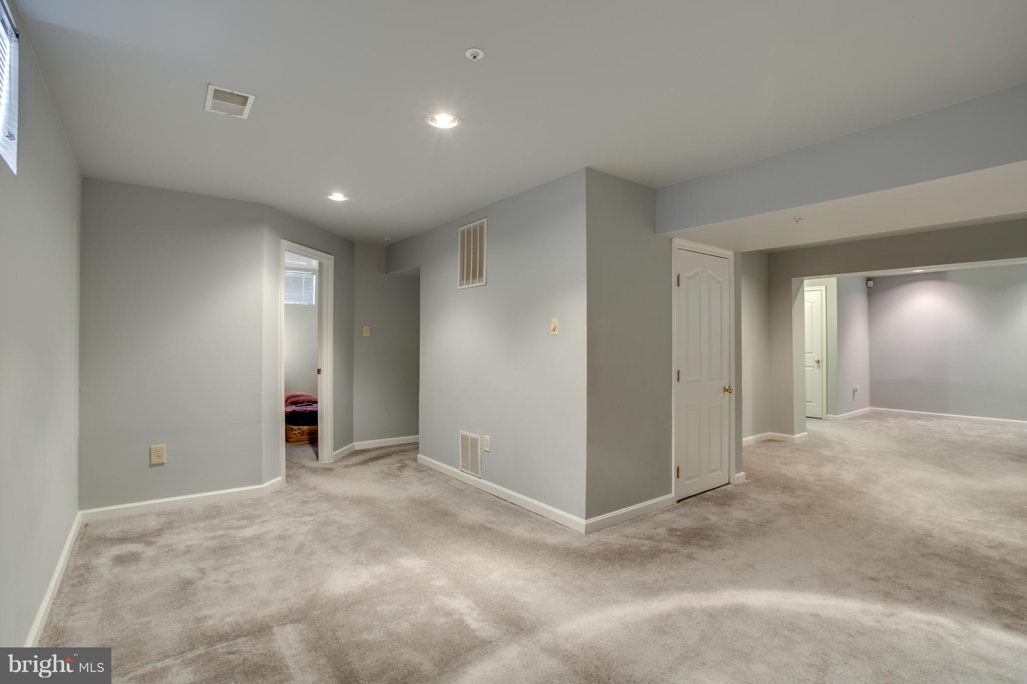 9404 Hobart Street Springdale, MD 20721 - Photo 24 of 29 Basement