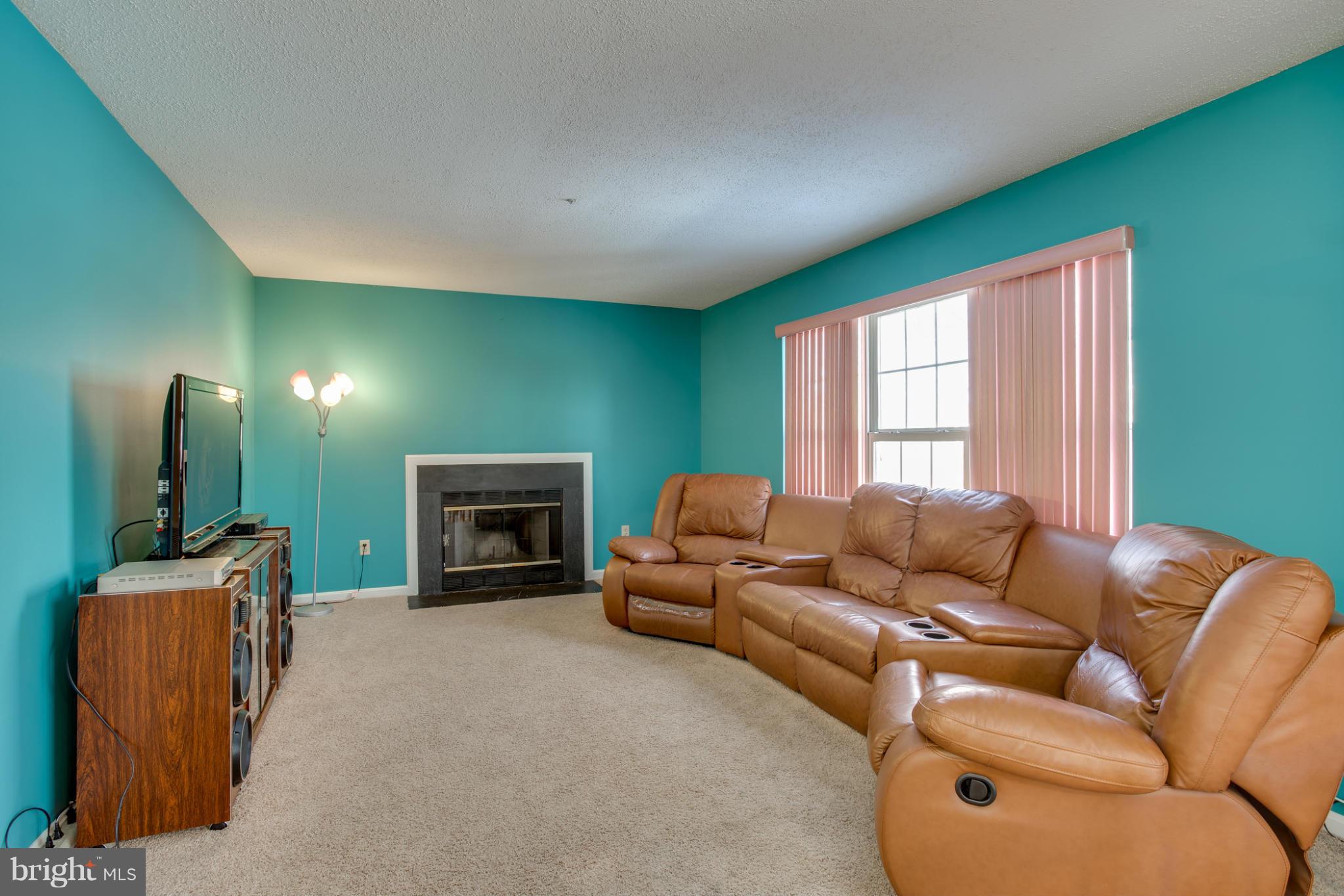9404 Hobart Street Springdale, MD 20721 - Photo 7 of 29 Family Room