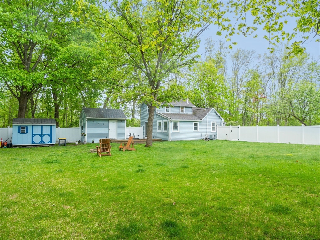 36 Brackett Road Ashland, MA 01721 - Photo 5 of 27