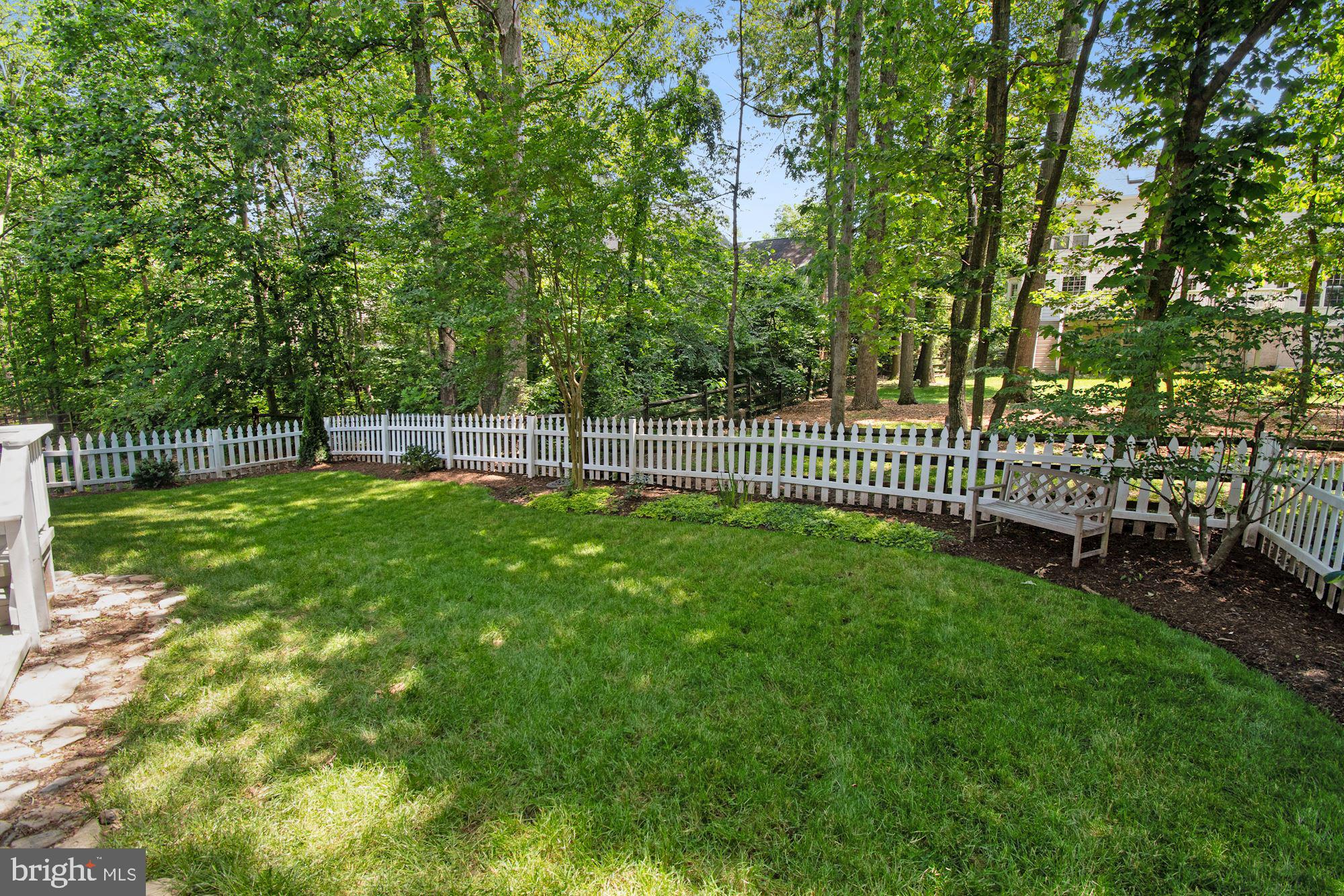 1283 Lamplighter Way Reston, VA 20194 - Photo 31 of 34 Exterior - Rear