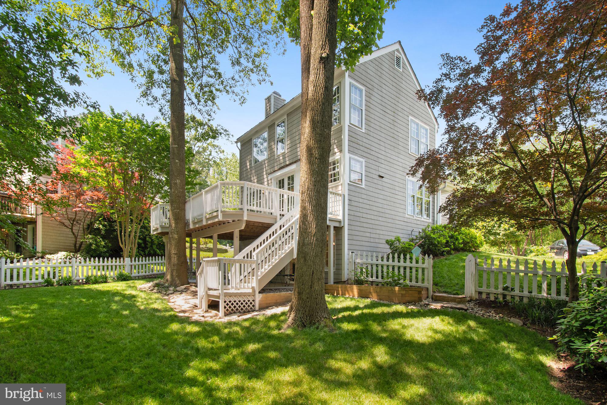 1283 Lamplighter Way Reston, VA 20194 - Photo 33 of 34 Exterior - Rear