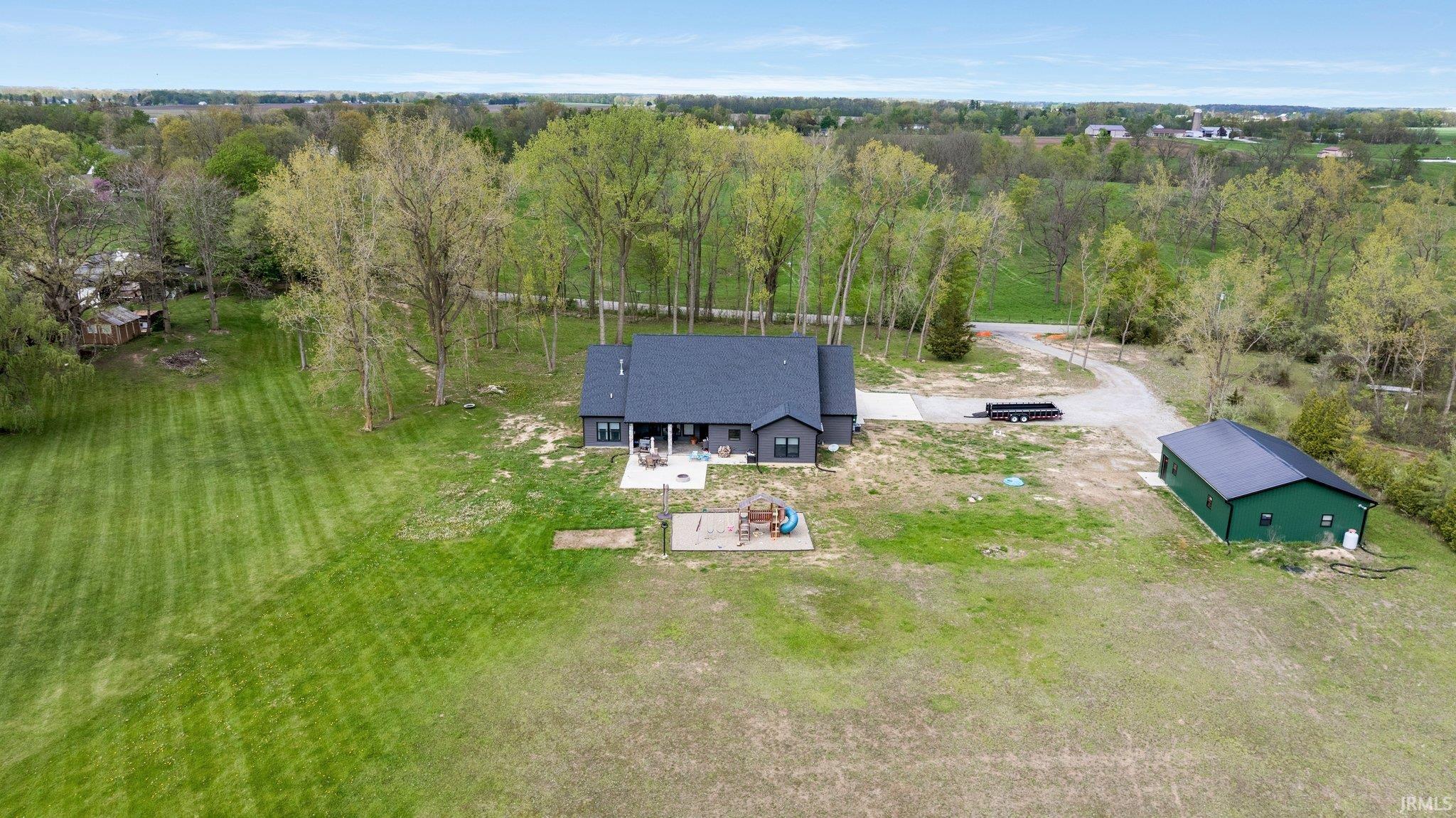 12753 Brandon Road Churubusco, IN 46723 - Photo 5 of 36 Gallery Image 5