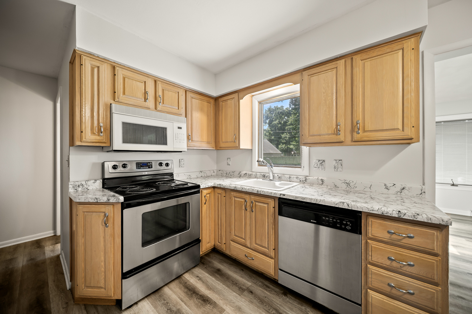 2009 53rd Street Moline, IL 61265 - Photo 7 of 40