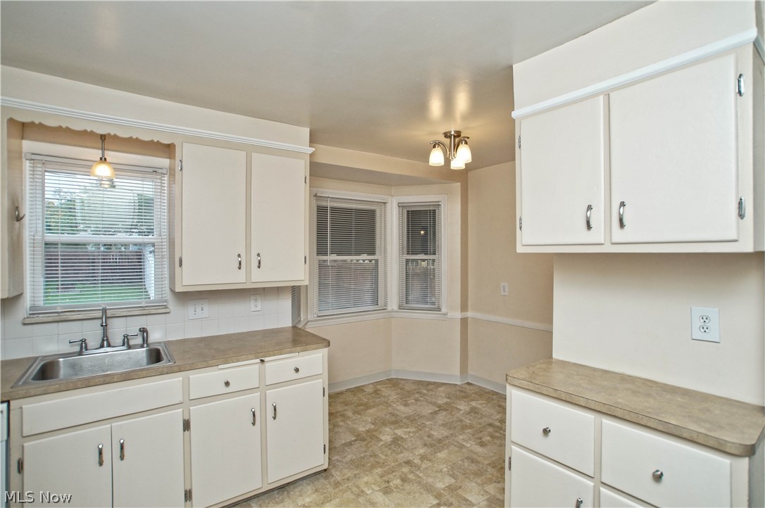 4212 Bayard Road Cleveland, OH 44121 - Photo 3 of 12 Gallery Image 3