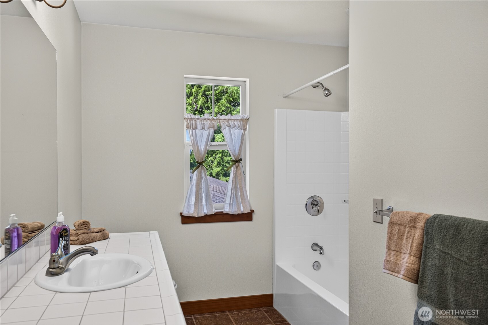 13123 Satterlee Road Anacortes, WA 98221 - Photo 34 of 40 Gallery Image 34