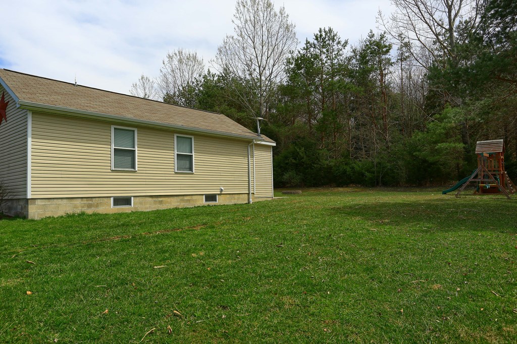 1068 Aaron Road Summerville, PA 15864 - Photo 38 of 41 Gallery Image 38