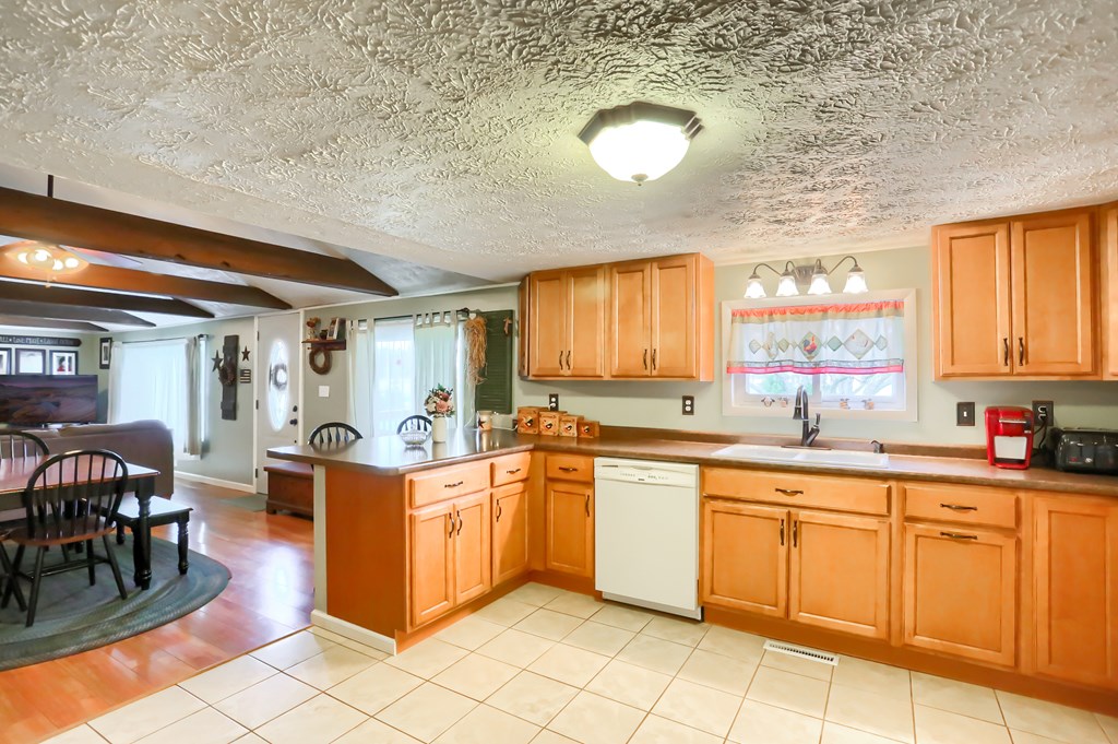 1068 Aaron Road Summerville, PA 15864 - Photo 9 of 41 Gallery Image 9