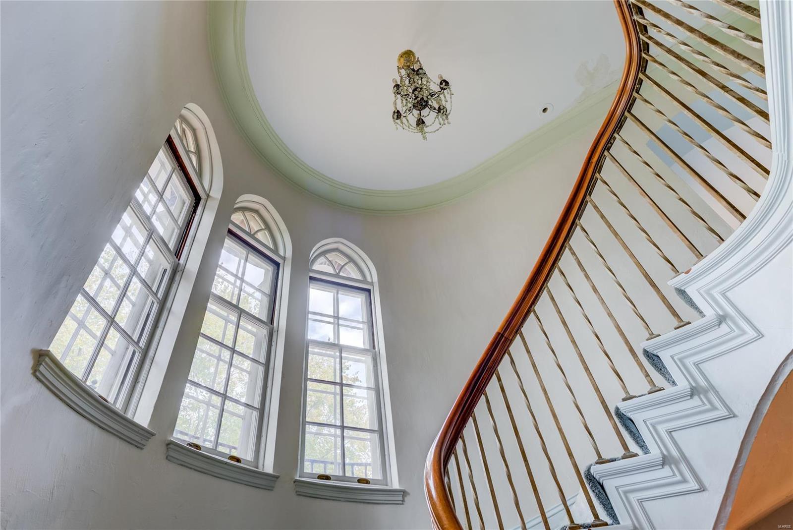 1601 Warson Road Ladue, MO 63124 - Photo 23 of 38 Gallery Image 23