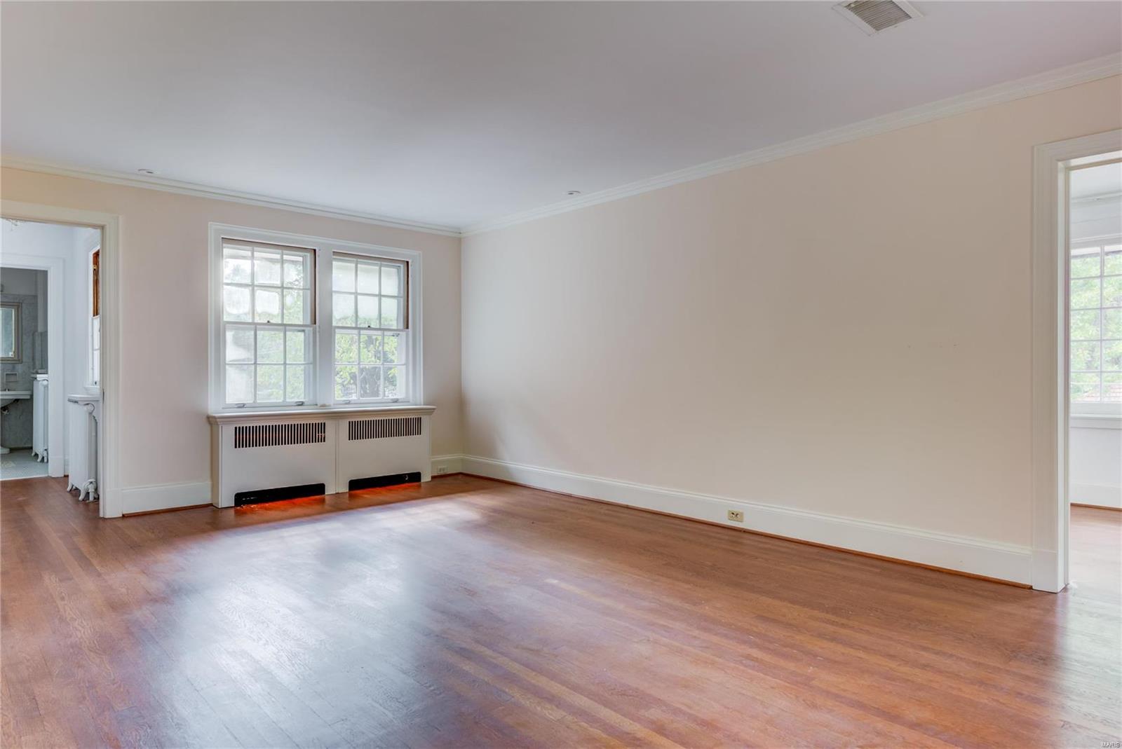 1601 Warson Road Ladue, MO 63124 - Photo 27 of 38 Gallery Image 27