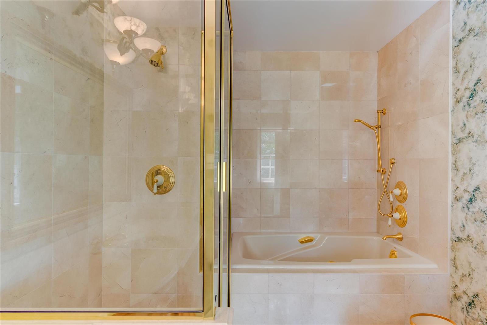 1601 Warson Road Ladue, MO 63124 - Photo 32 of 38 Gallery Image 32