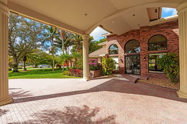$1,749,000 | 3201 Southwest 134th Terrace, Davie, FL 33330