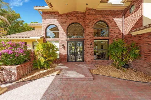 $1,825,000 | 3201 Southwest 134th Terrace, Davie, FL 33330