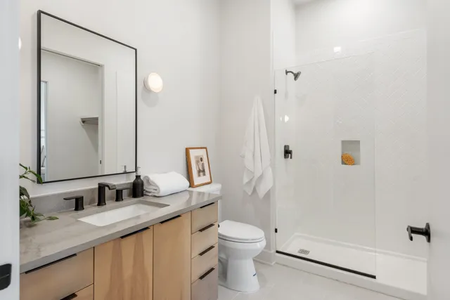 $1,425 | 1090 Haysboro Avenue, Unit 1092, Nashville, TN 37216