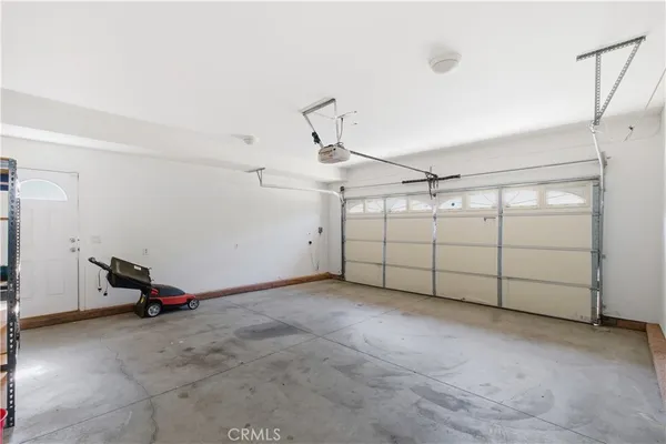 $1,060,000 | 6958 Amigo Avenue, Reseda, CA 91335