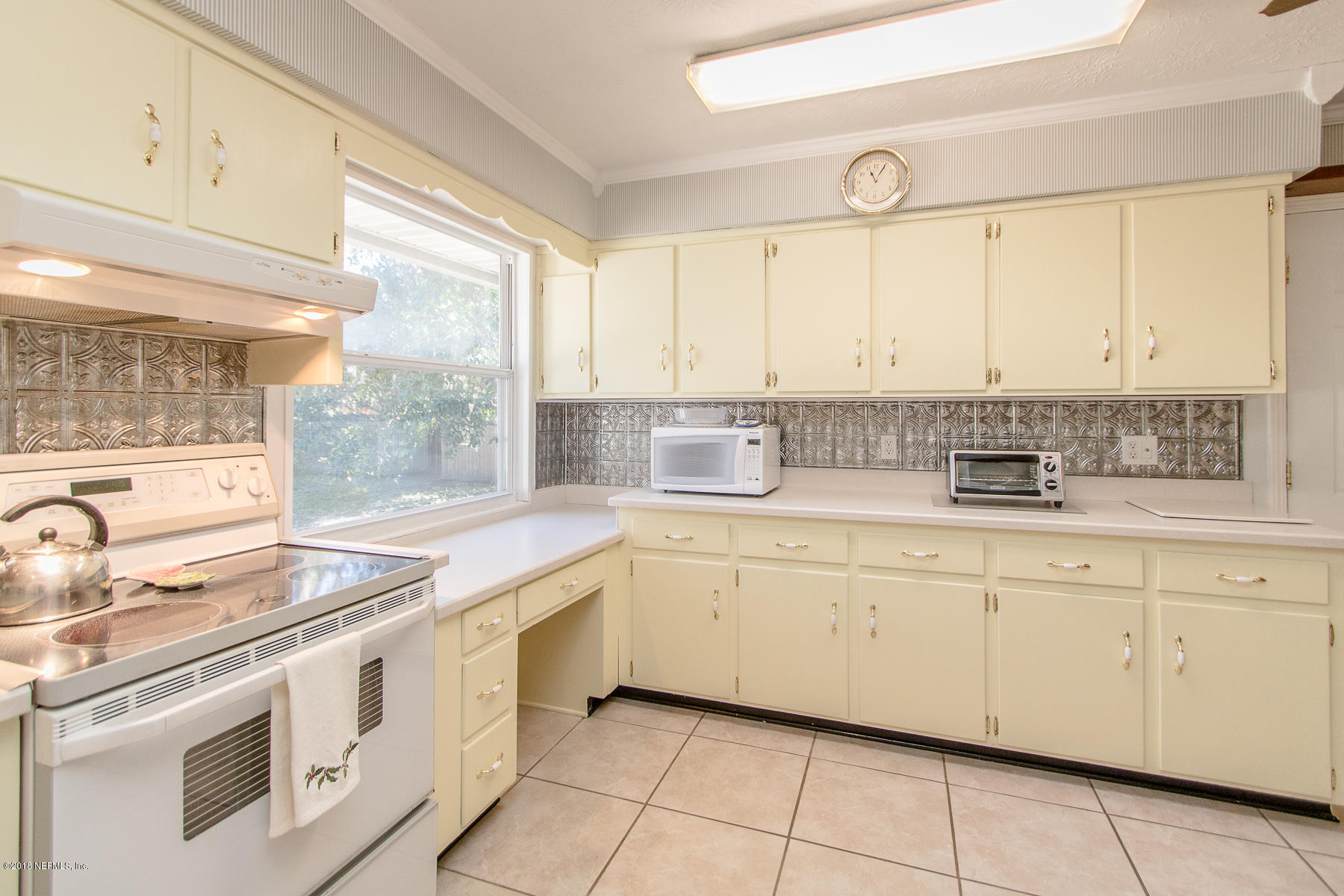 2931 Greenridge Road Orange Park, FL 32073 - Photo 22 of 36 Kitchen View 3