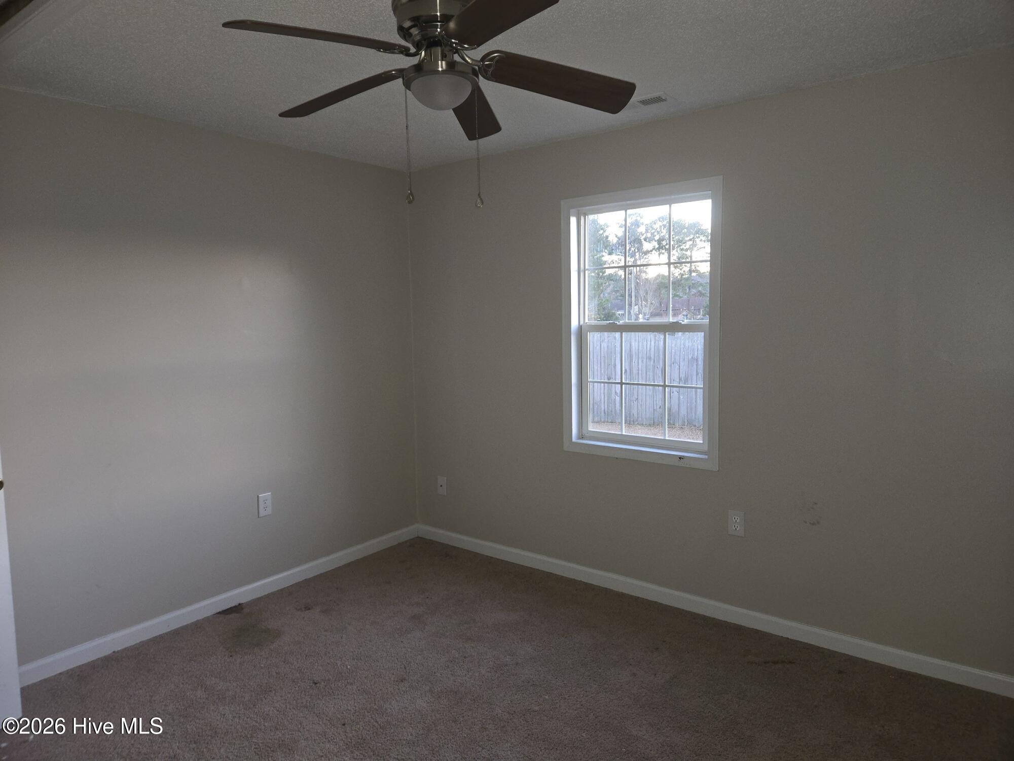 442 Dion Drive Hubert, NC 28539 - Photo 11 of 16 20260113_172026_resized