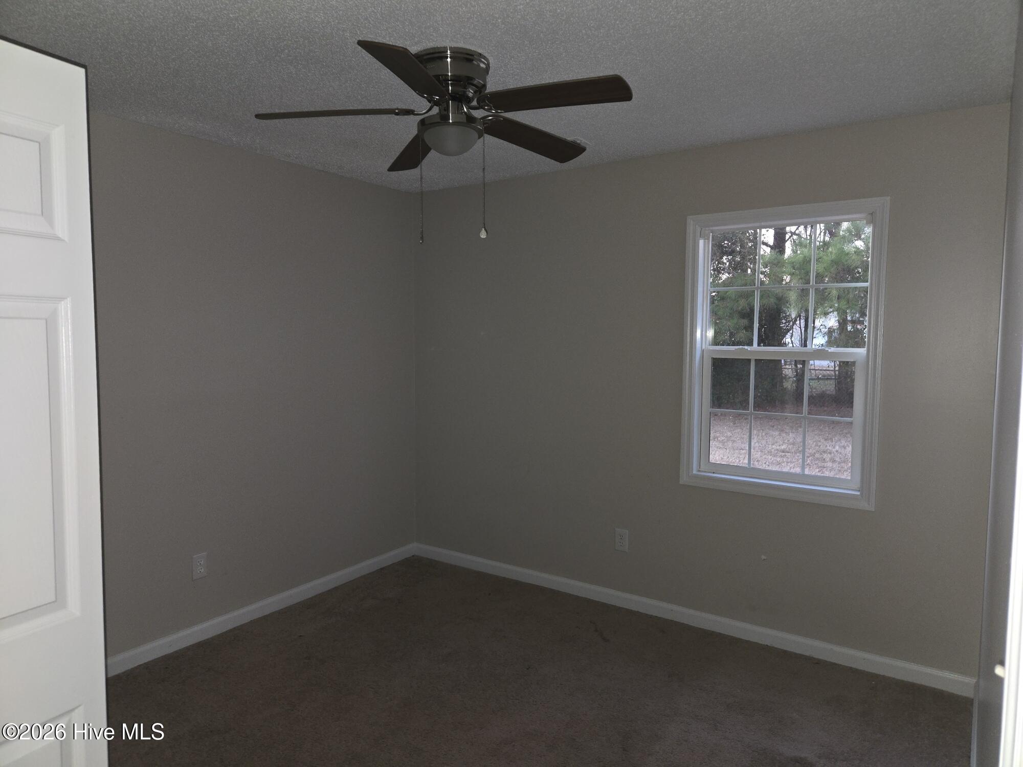 442 Dion Drive Hubert, NC 28539 - Photo 12 of 16 20260113_172031_resized