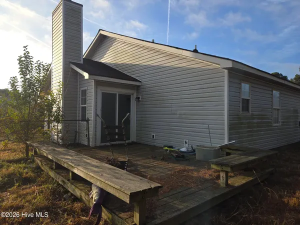 $213,500 | 442 Dion Drive, Hubert, NC 28539