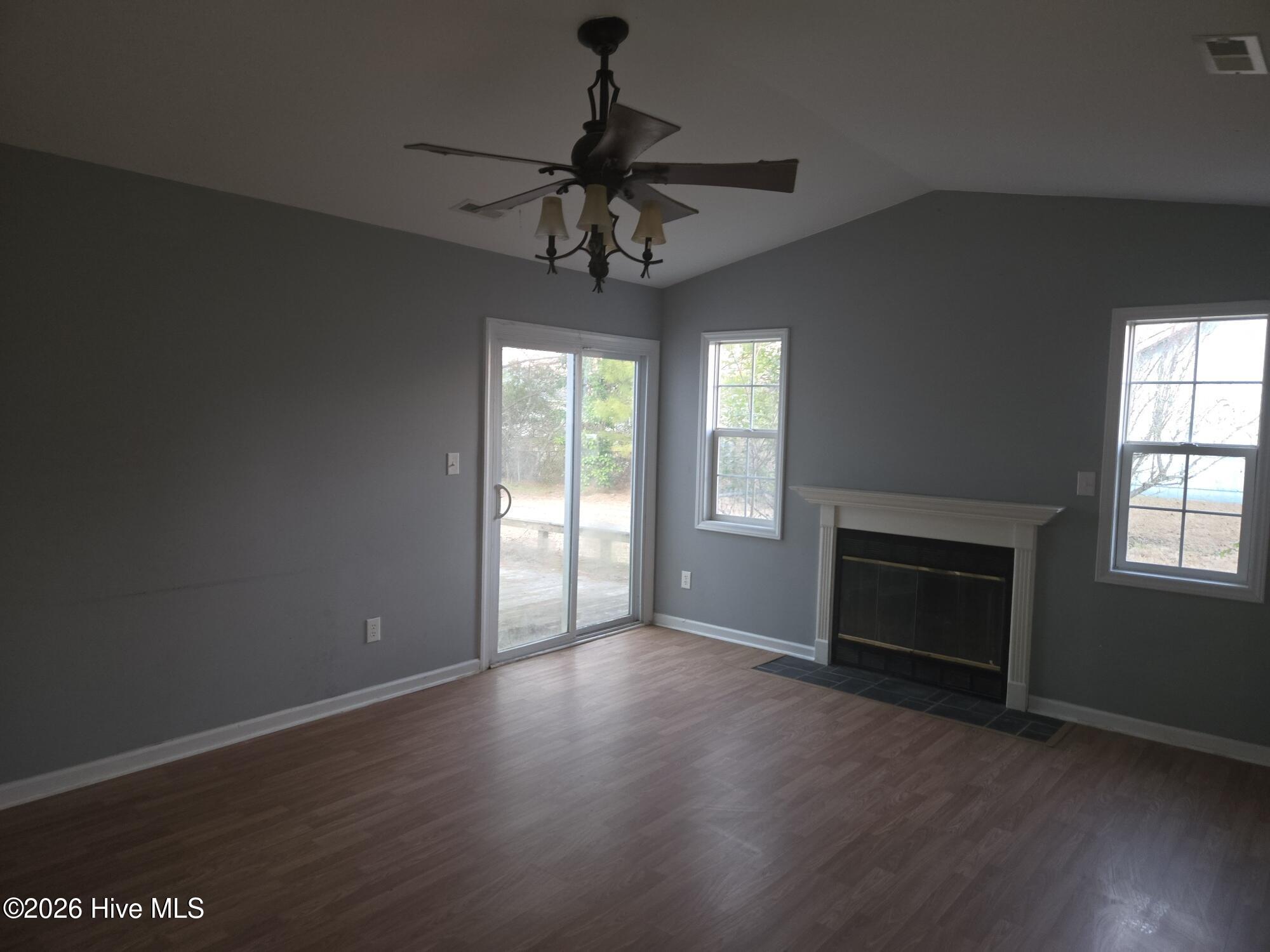 442 Dion Drive Hubert, NC 28539 - Photo 4 of 16 20260113_171917_resized