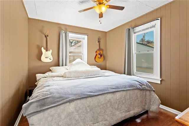 $399,000 | 22 Clipper Drive, Lake Tapawingo, MO 64015