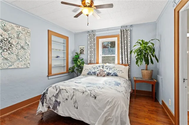 $399,000 | 22 Clipper Drive, Lake Tapawingo, MO 64015