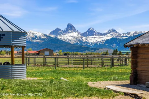$975,000 | 1871 Fischer Lane, Tetonia, ID 83452