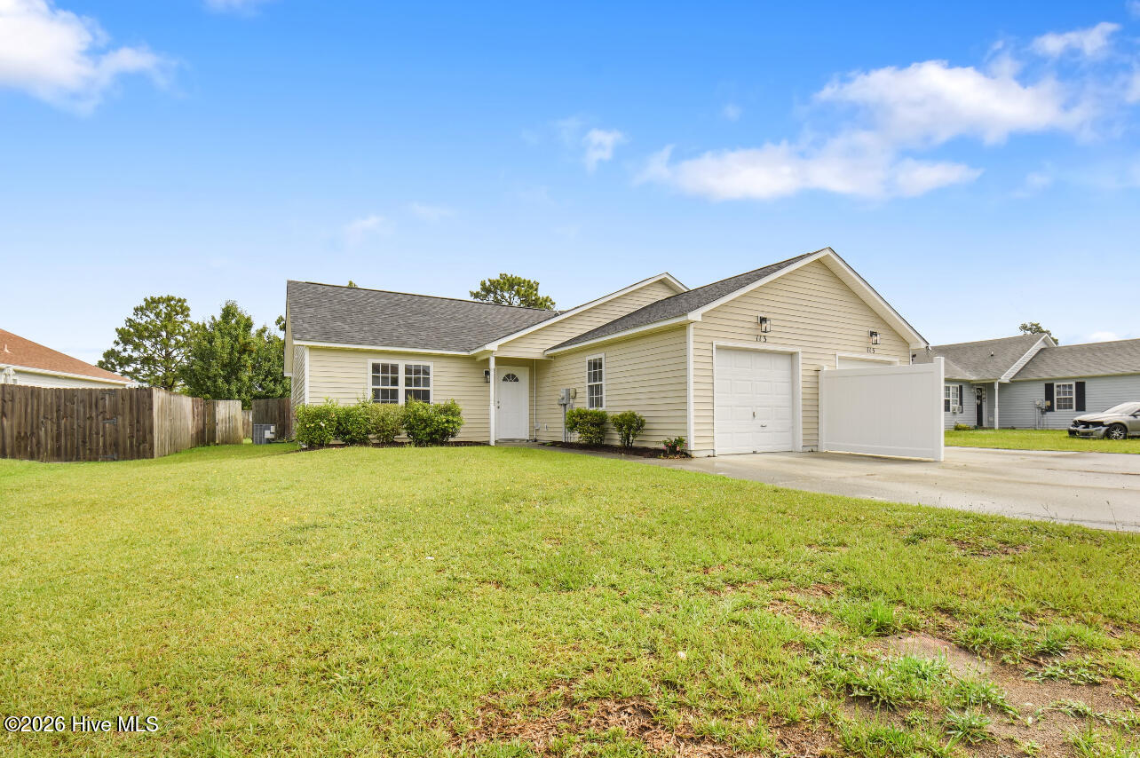 113 Charlton Road Hubert, NC 28539 - Photo 2 of 16