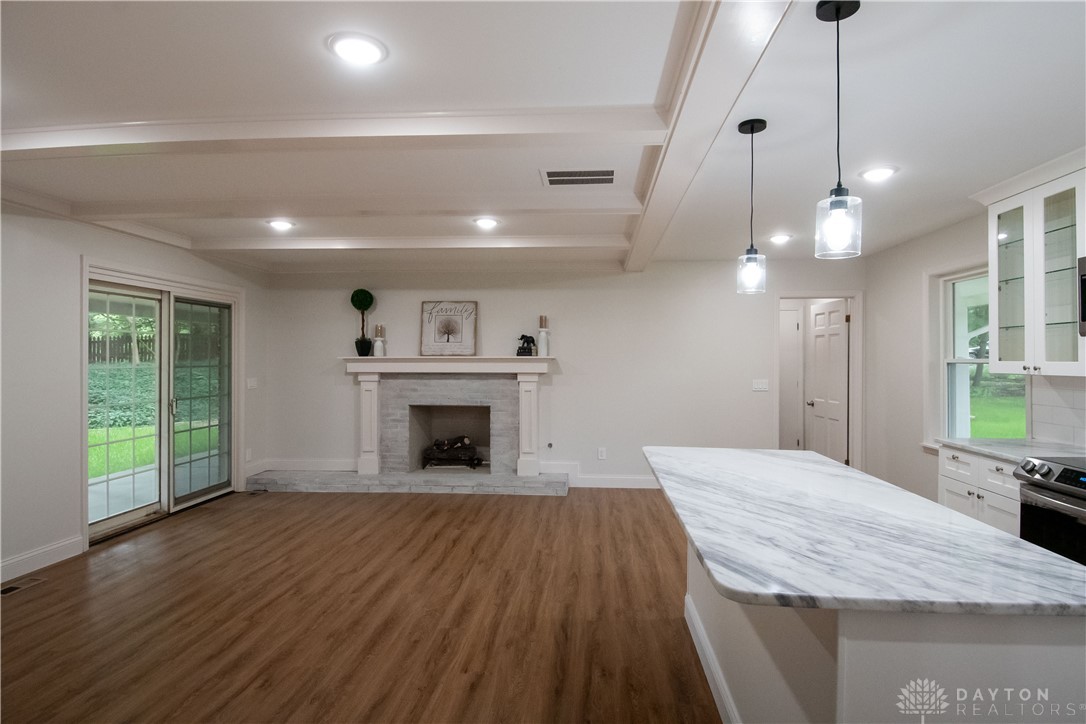238 Towerview Road Dayton, OH 45429 - Photo 4 of 25