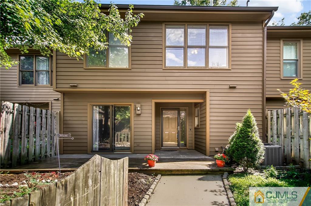 54 Holly Court Edison, NJ 08820 - Photo 18 of 25