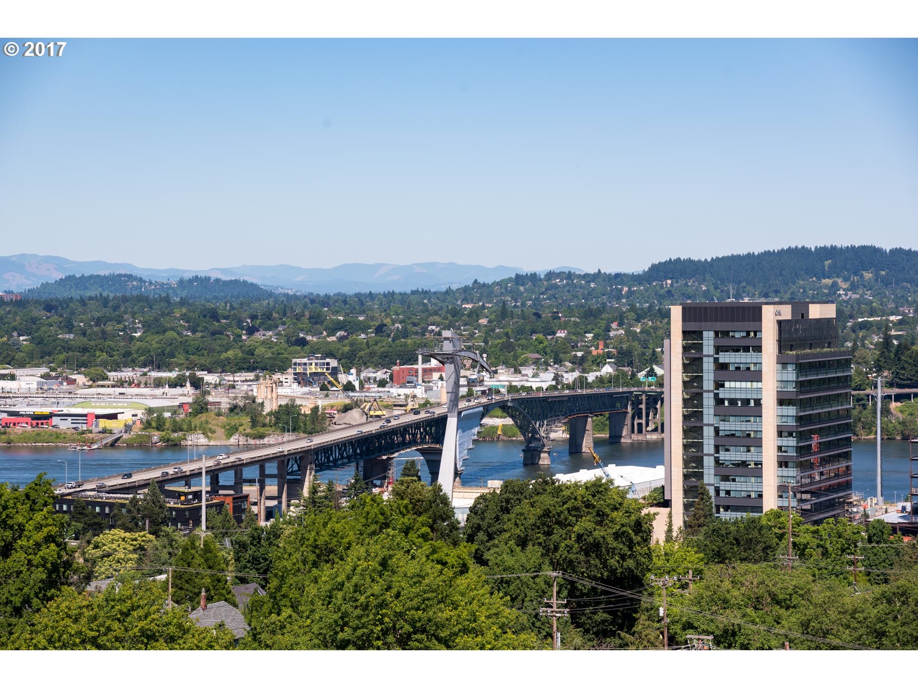 3701 Southwest Condor Avenue, Unit L2 Portland, OR 97239 - Photo 26 of 28 Gallery Image 26