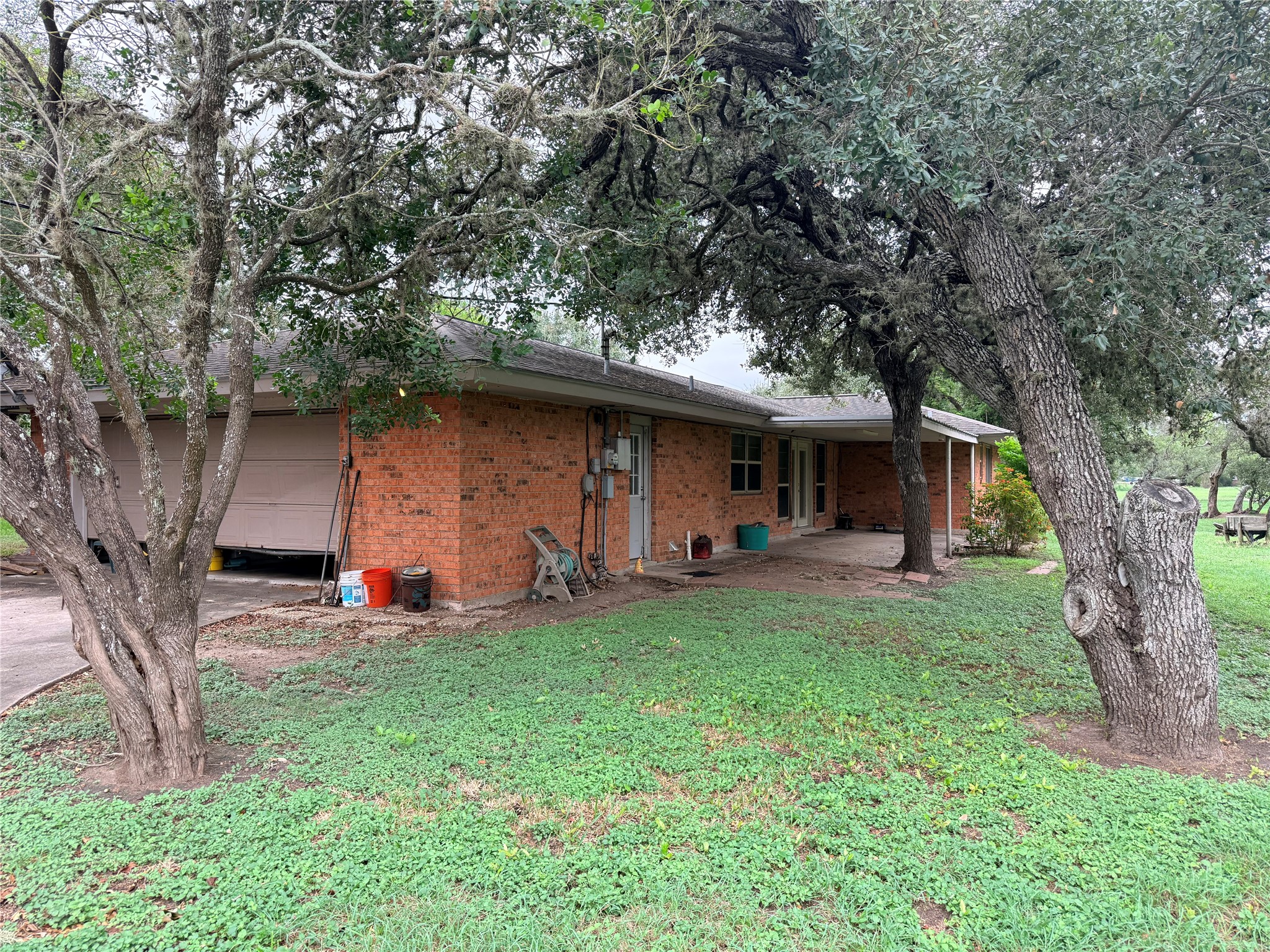 511 O Brien Road Refugio, TX 78377 - Photo 4 of 17 Gallery Image 4