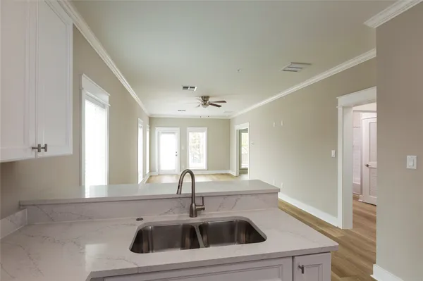 $2,200 | 12 Evia Main, Unit 2204, Galveston, TX 77554