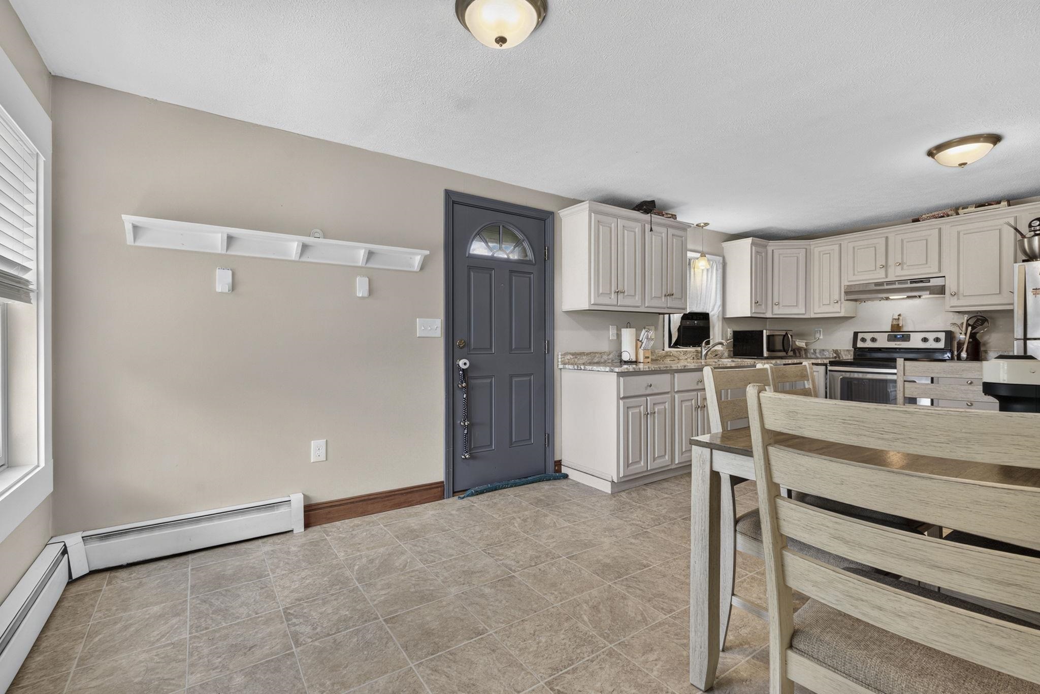 6 Frost Road, Unit L Derry, NH 03038 - Photo 11 of 38 Gallery Image 11
