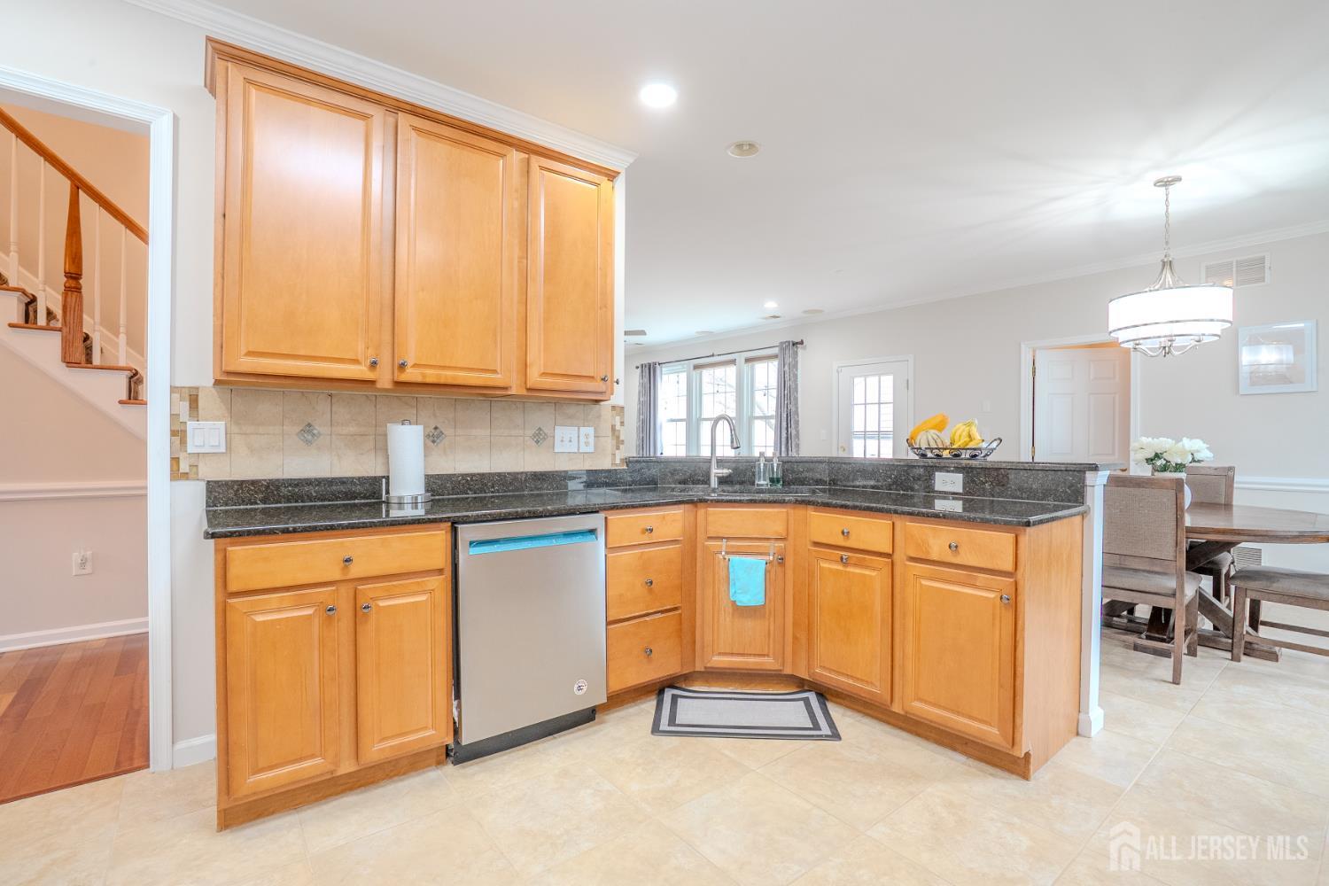 66 Harness Way Chesterfield, NJ 08515 - Photo 15 of 58