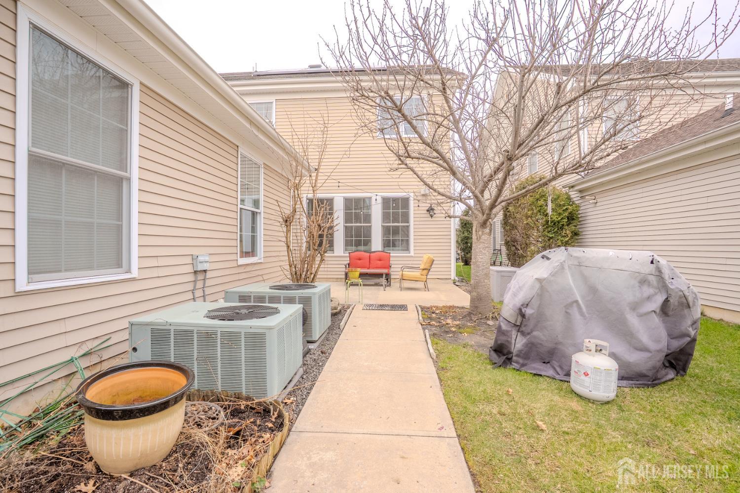 66 Harness Way Chesterfield, NJ 08515 - Photo 45 of 58