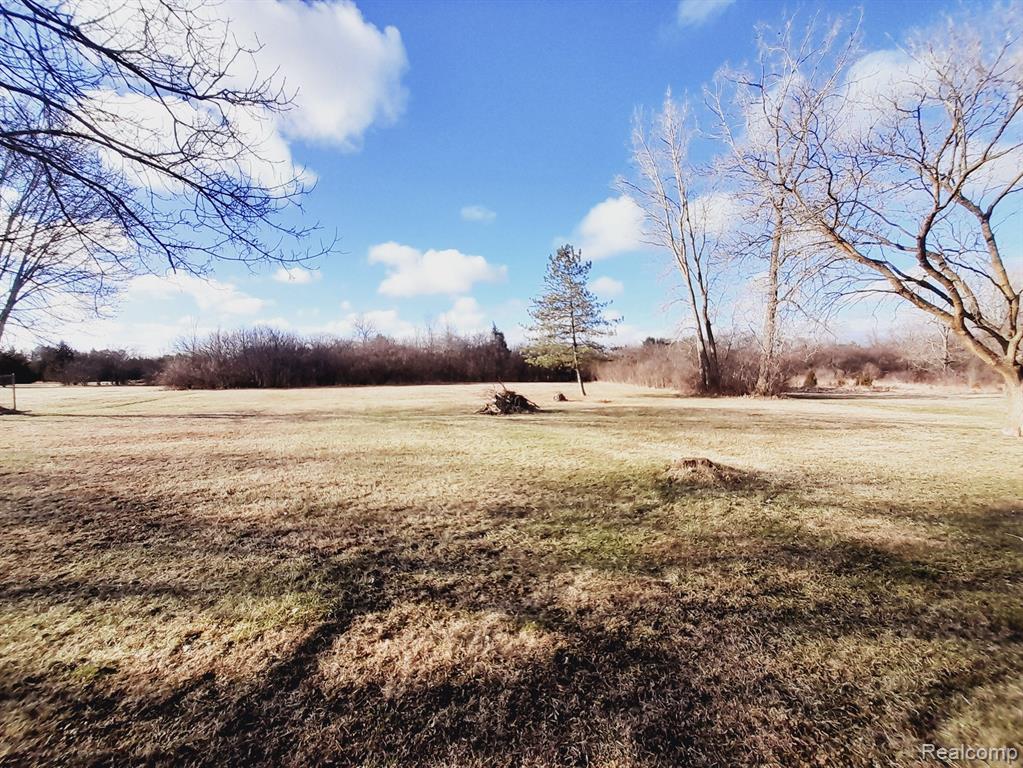 4098 East Carpenter Road Flint, MI 48506 - Photo 25 of 33