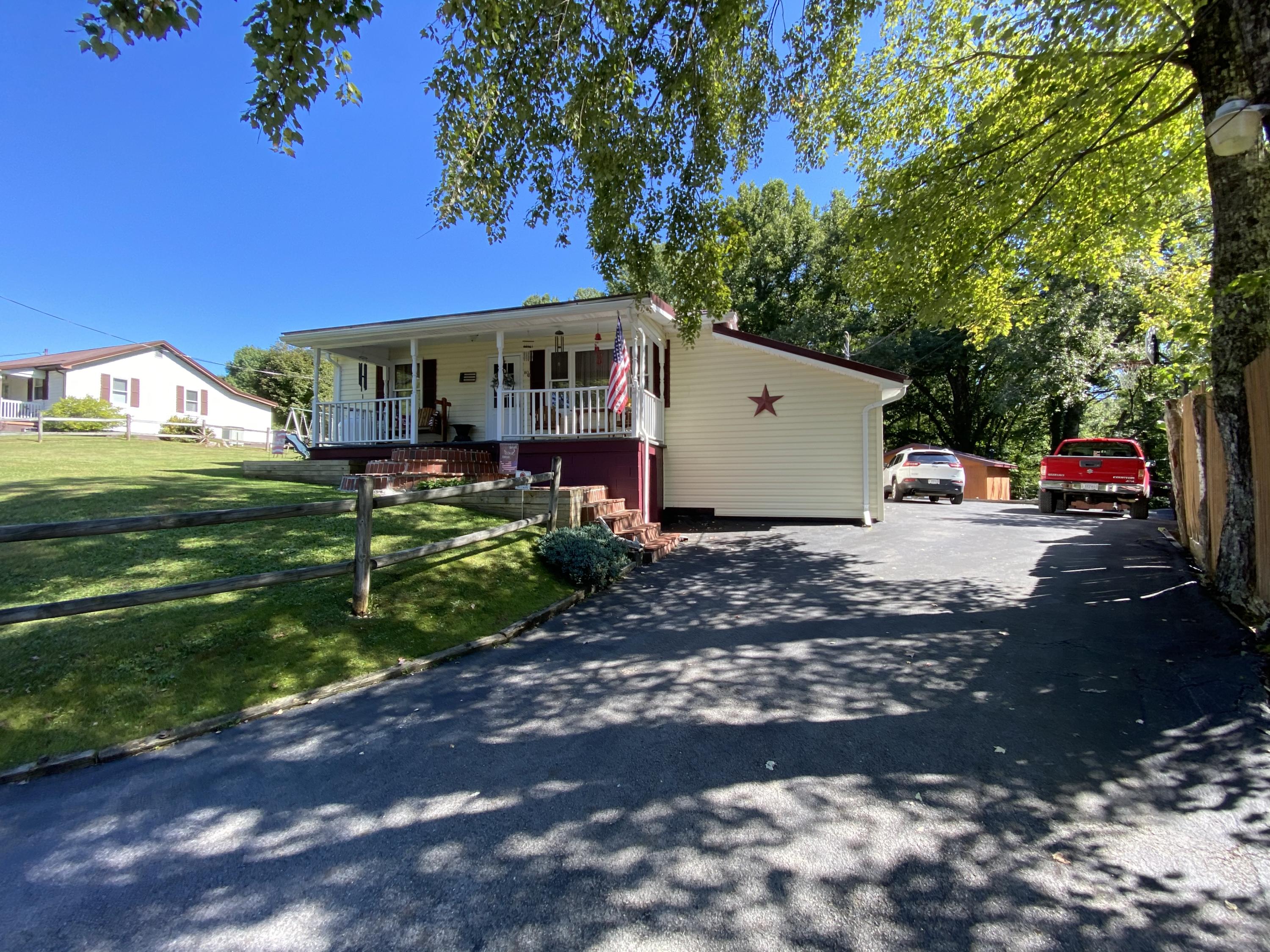 183 Bear Road Keokee, VA 24265 - Photo 19 of 22 DC84F875-184B-482C-88FD-28ADC8E6E333