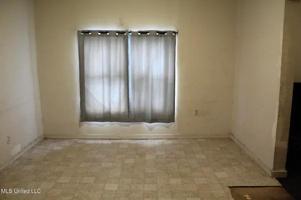 $49,000 | 1215 Rebecca Avenue, Hattiesburg, MS 39401