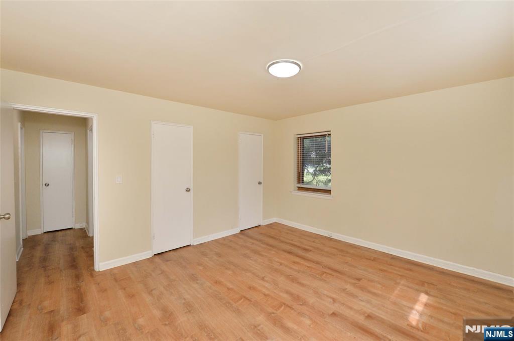 250 Oak Street, Unit E4 Ridgewood, NJ 07450 - Photo 9 of 12 a view of empty room