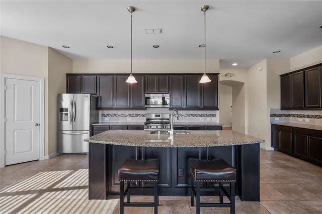 $2,600 | 9430 Jayci Hills Lane, Cypress, TX 77433