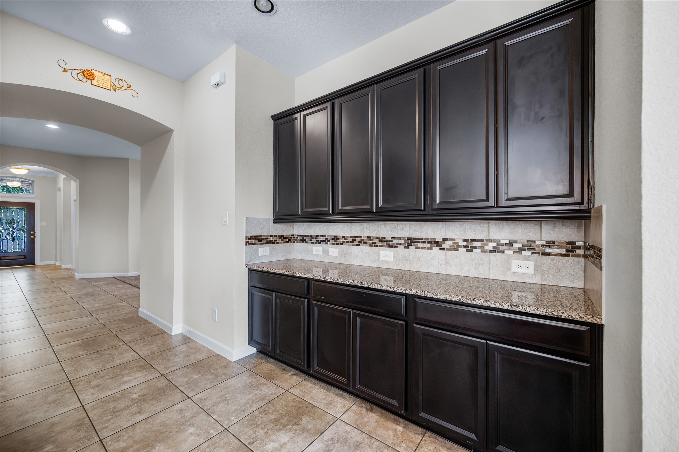 9430 Jayci Hills Lane Cypress, TX 77433 - Photo 14 of 28 a view of a kitchen