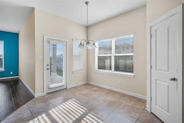 $2,600 | 9430 Jayci Hills Lane, Cypress, TX 77433