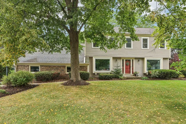 $499,900 | 3 Birchwood Court, Wind Point, WI 53402