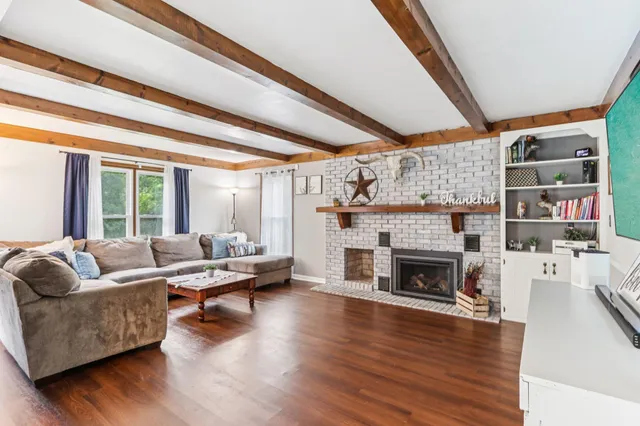 $529,900 | 3 Birchwood Court, Wind Point, WI 53402