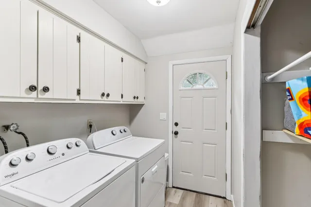 $529,900 | 3 Birchwood Court, Wind Point, WI 53402