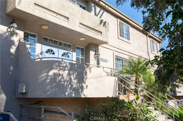 $599,999 | 18347 Saticoy Street, Unit 28, Reseda, CA 91335