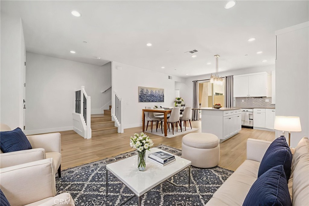 6508 Alondra Boulevard Paramount, CA 90723 - Photo 2 of 35 Virtually Staged