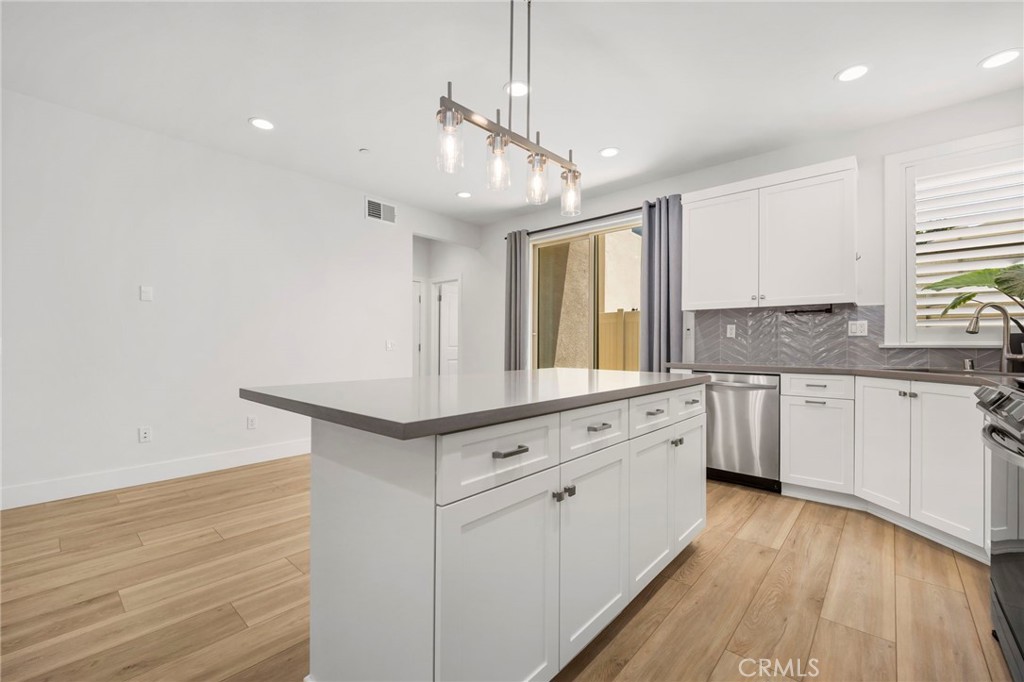 6508 Alondra Boulevard Paramount, CA 90723 - Photo 8 of 35