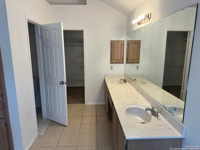 $2,395 | 18135 Summer Knoll, San Antonio, TX 78258