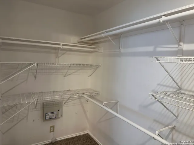 $2,395 | 18135 Summer Knoll, San Antonio, TX 78258